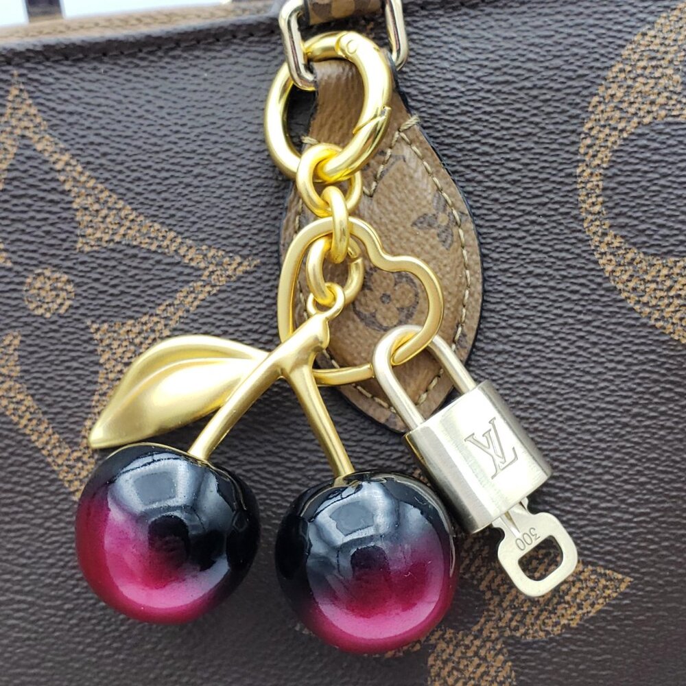 Authentic Louis Vuitton Padlock & Key Gold ✨Unbranded Bag Charm Keychain - Picture 8 of 13